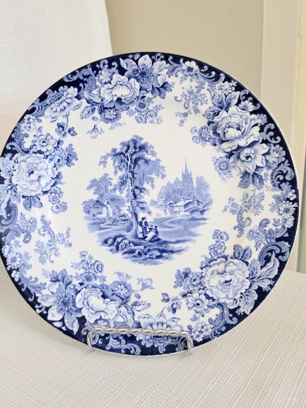 Kenilworth Allertons 9" Salad Plate Blue Floral Wall Dish Country Scene Cottage